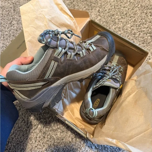 KEEN Women’s Teal and Brown Waterproof Low Hiking Shoe - Picture 2 of 6